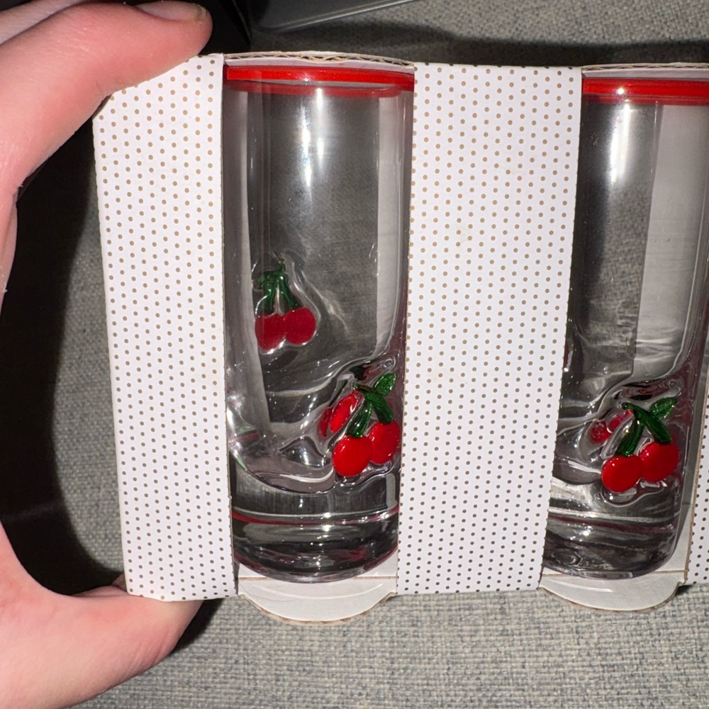 One icon cherry shot glass - Picture 3 of 6